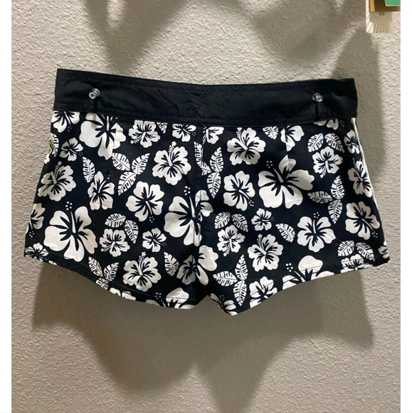 Not Available Sold In Another App - Picture 2 of 16